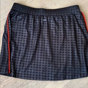 BLK/METALLIC TENNIS/ACTIVEWEAR SKIRT by TAIL-MINT